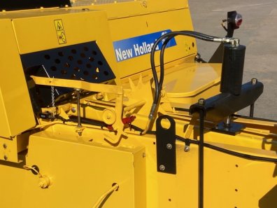 New Holland BC5070 conventional baler