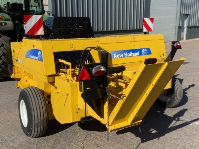 New Holland BC5070 conventional baler