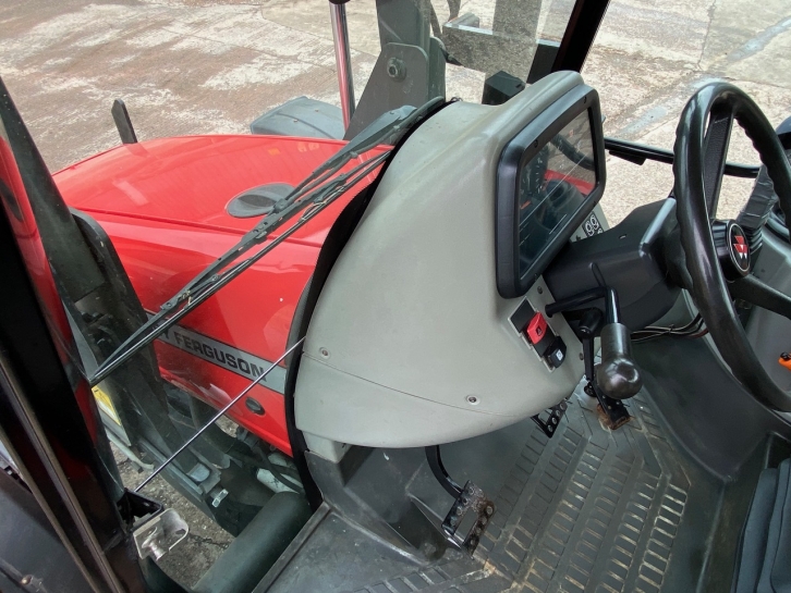 Massey Ferguson 4355