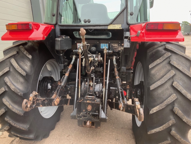 Massey Ferguson 4355
