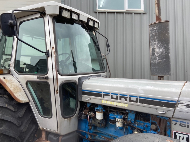 Ford 7810 III Silver Jubilee