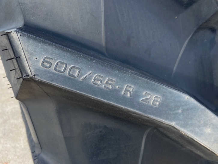 Fendt 724 Profi-Plus