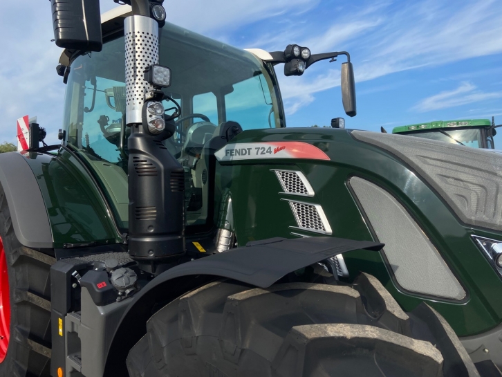 Fendt 724 Profi-Plus