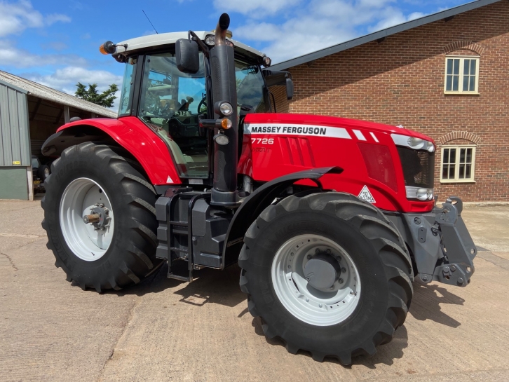 Massey Ferguson 7726 Exclusive