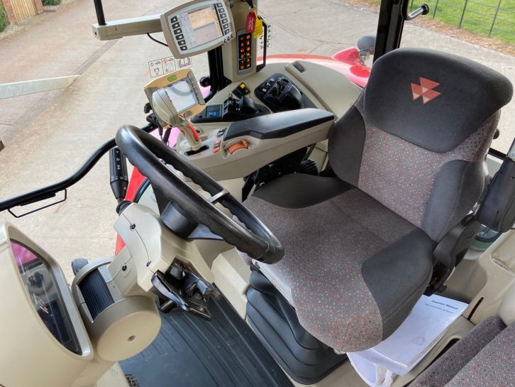 Massey Ferguson 7726 Exclusive