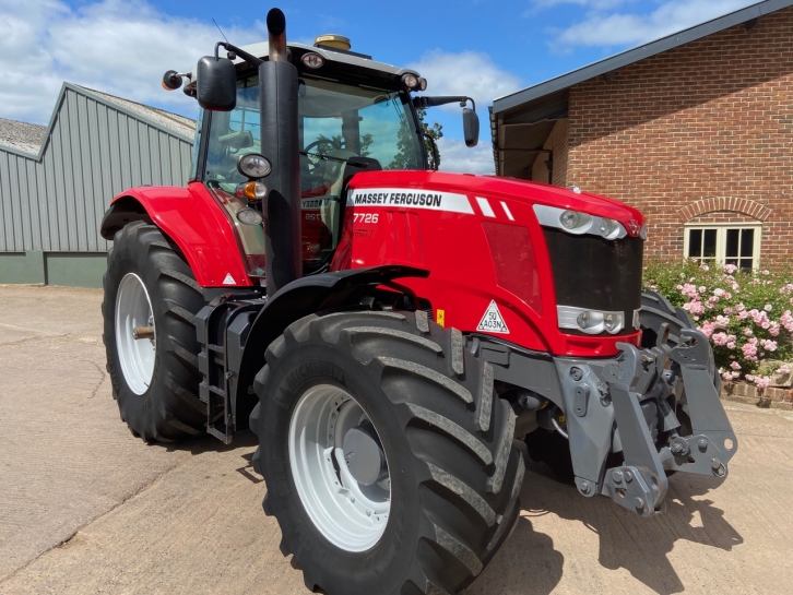 Massey Ferguson 7726 Exclusive