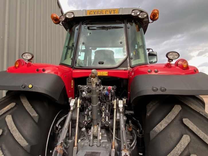 Massey Ferguson 7726 Exclusive