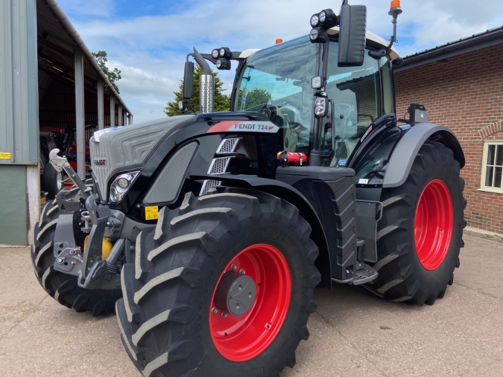 Fendt 724 Profi-Plus