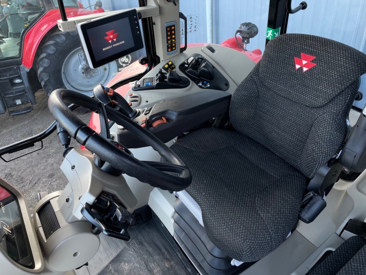 Massey Ferguson 7719S Exclusive