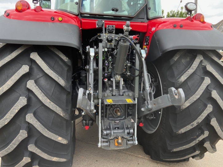 Massey Ferguson 7719S Exclusive