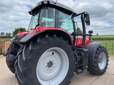 Massey Ferguson 7719S Exclusive