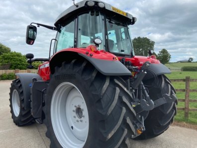 Massey Ferguson 7719S Exclusive