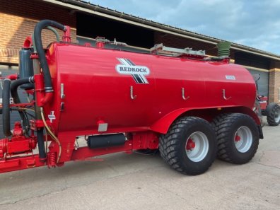 Redrock 3500 gallon tanker