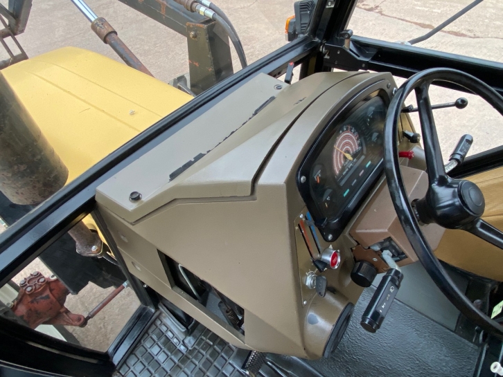 Leyland 704
