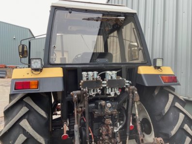 Leyland 704