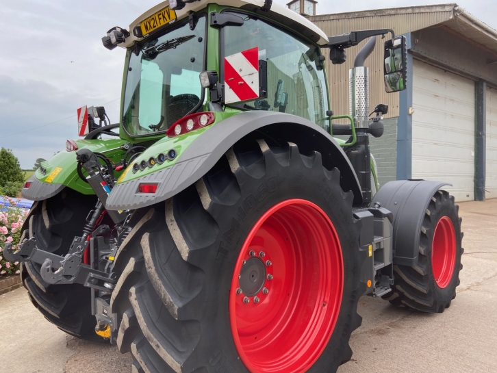 Fendt 724 Profi-Plus