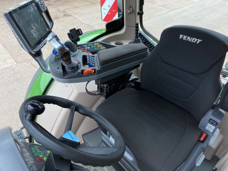 Fendt 724 Profi-Plus