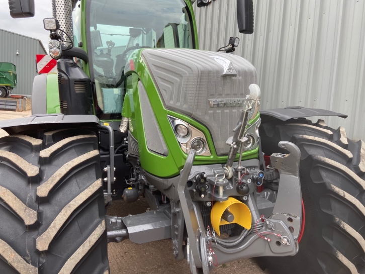 Fendt 724 Profi-Plus