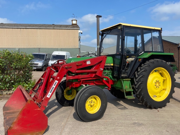 John Deere 1640
