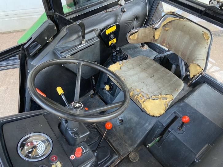 John Deere 1640