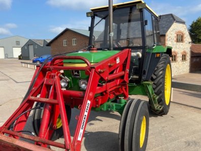 John Deere 1640