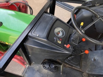 John Deere 1640
