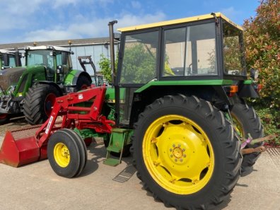 John Deere 1640