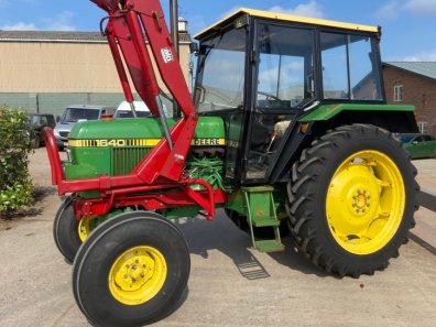 John Deere 1640