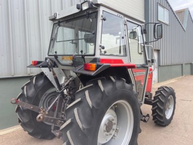 Massey Ferguson 352