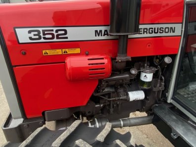 Massey Ferguson 352