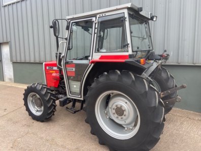 Massey Ferguson 352