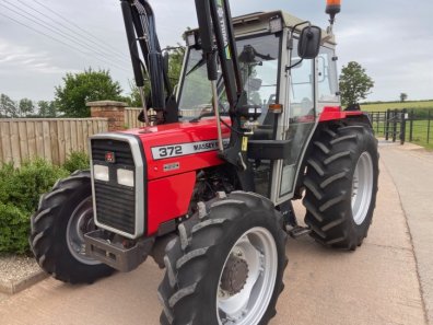 Massey Ferguson 372