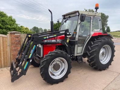 Massey Ferguson 372
