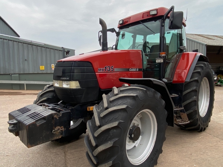 Case MX 135