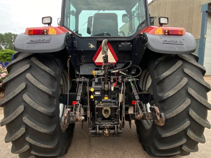 Case MX 135