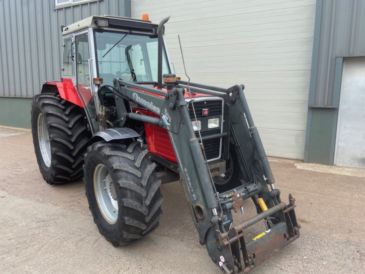 Massey Ferguson 390T