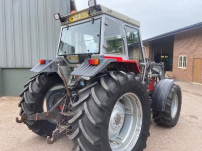 Massey Ferguson 390T