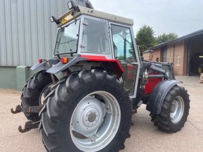 Massey Ferguson 390T