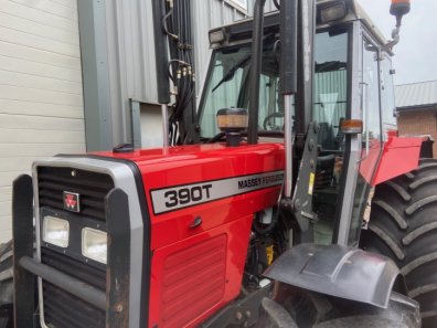 Massey Ferguson 390T
