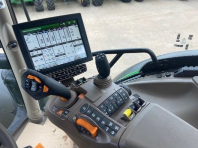 John Deere 6155R Ultimate