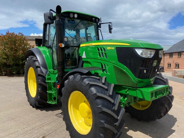 John Deere 6150M