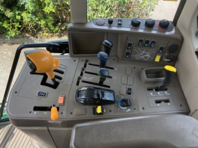 John Deere 6150M