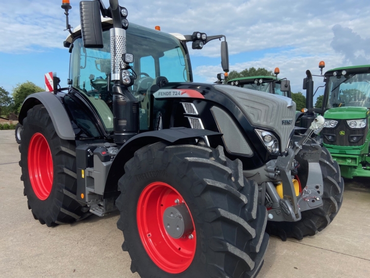 Fendt 724 Profi-Plus