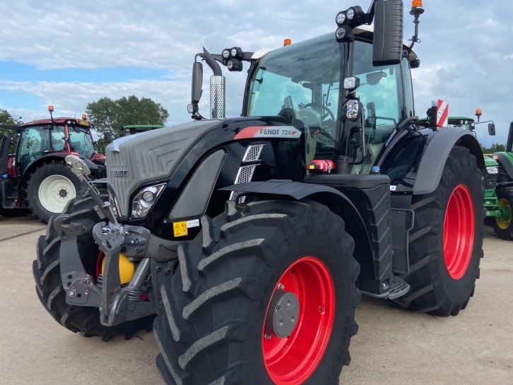Fendt 724 Profi-Plus