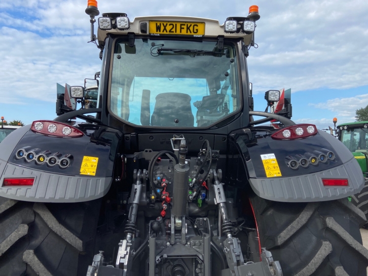 Fendt 724 Profi-Plus