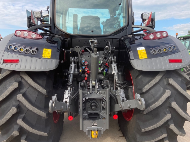 Fendt 724 Profi-Plus
