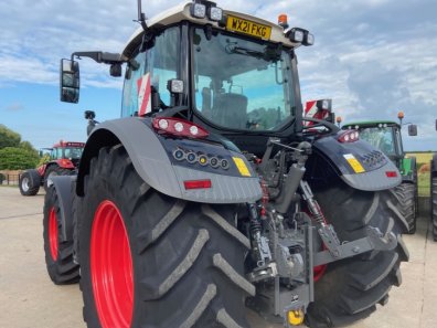 Fendt 724 Profi-Plus