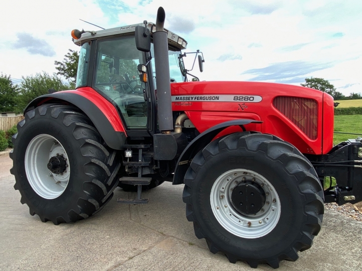 Massey Ferguson 8280 Xtra