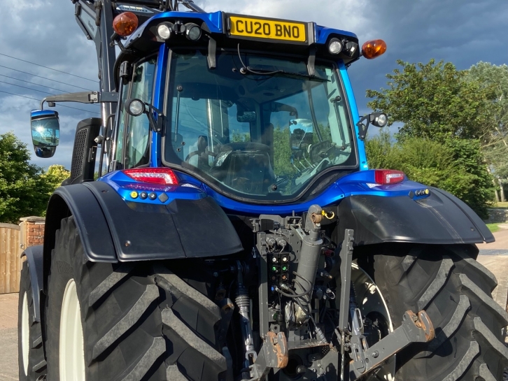 Valtra N174 Active