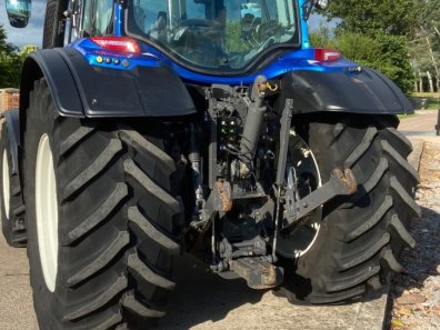 Valtra N174 Active